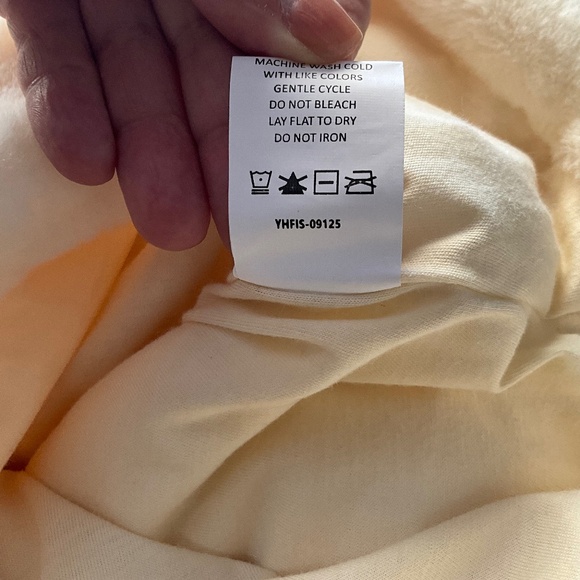 Mud Pie Ivory Faux Fur Zip Vest Birthday Party Christmas Holiday Winter 4T-5T - Picture 6 of 7